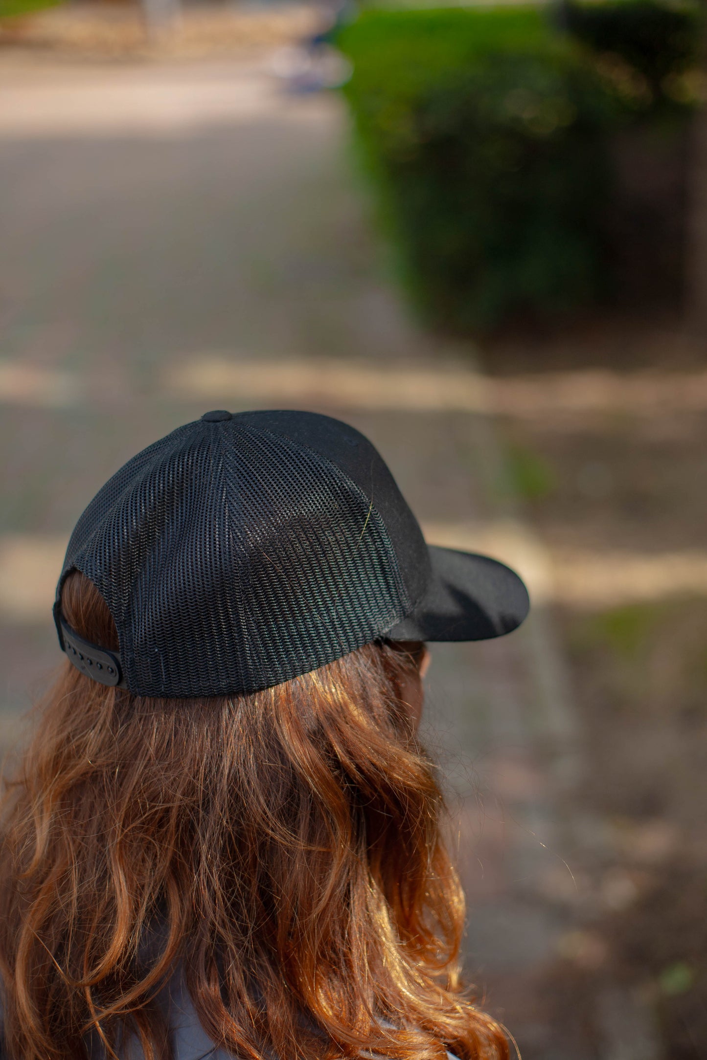 Gorra tipo trucker ajuste trasero